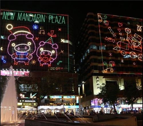 We love these decorations!