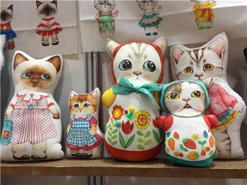 Kawaii cat toys